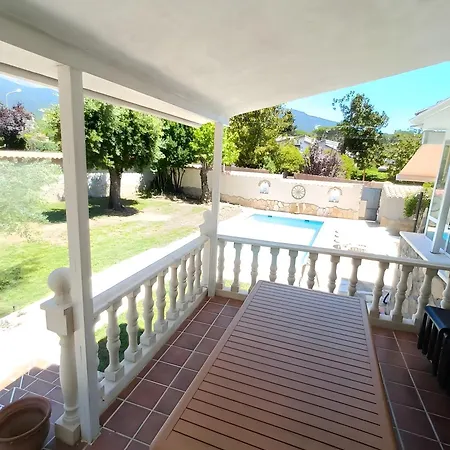Pinos Kır Evi *