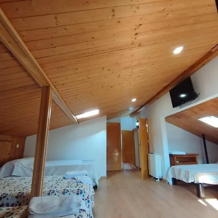 Pinos Kır Evi