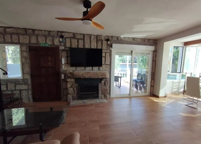 Gospodarstwo wiejskie Pinos *